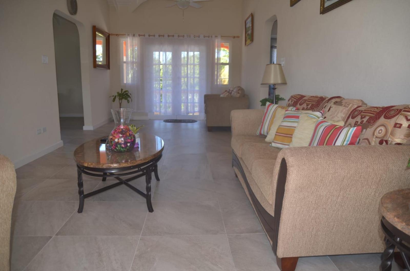 סנט פיטר Ixoras Beach Apartments חדר תמונה